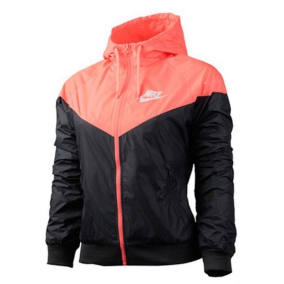 Nike Windbreaker - Picture 1 of 4